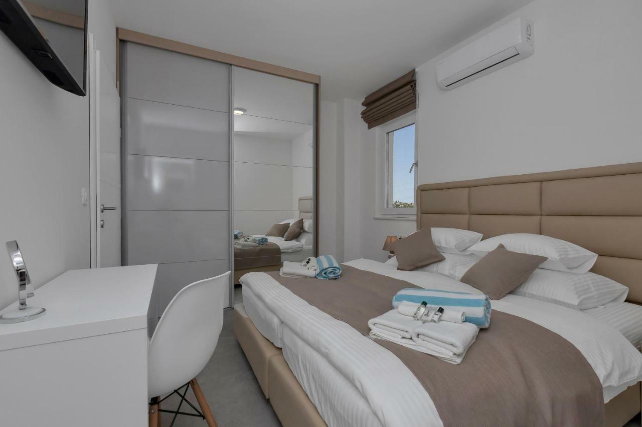 Villa Violet With Salt Water Pool Makarska Exterior foto